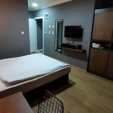 Beta Hotell 3*